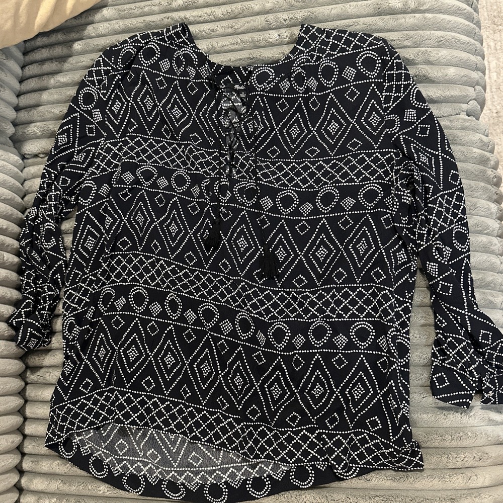 Madewell Women's Blouse Black White Tribal Long Sleeve 100% Viscose Sz Small S